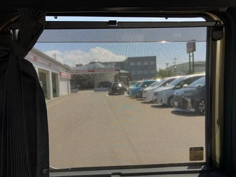 Toyota Pixis Mega