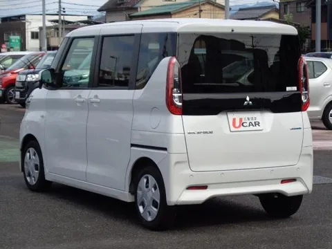Mitsubishi eK Space