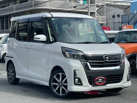Nissan Dayz Roox