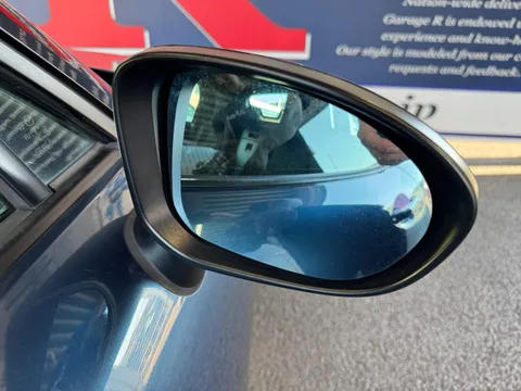 Mazda MX-5 (Roadster)
