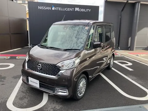 Nissan Dayz Roox