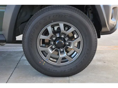 Suzuki Jimny Nomade