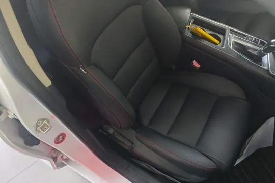 Geely Binray