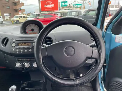 Daihatsu Esse