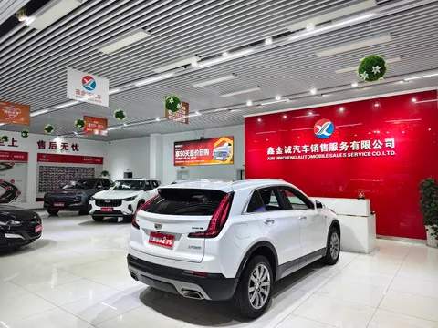 Cadillac XT4