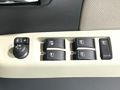 Daihatsu Mira Tocot