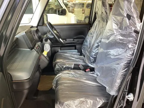 Suzuki Spacia Base