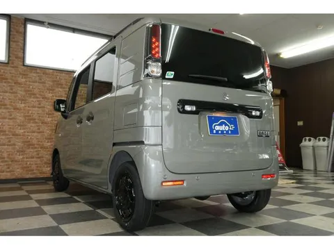 Suzuki Spacia Base