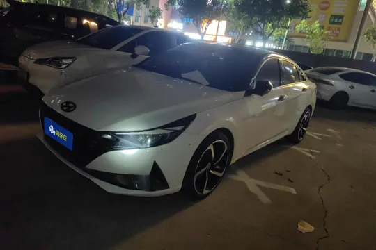 Hyundai Elantra (Avante)