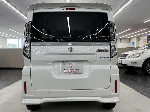 Suzuki Spacia Custom