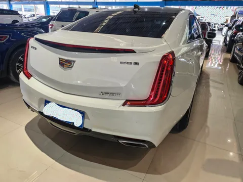 Cadillac XTS