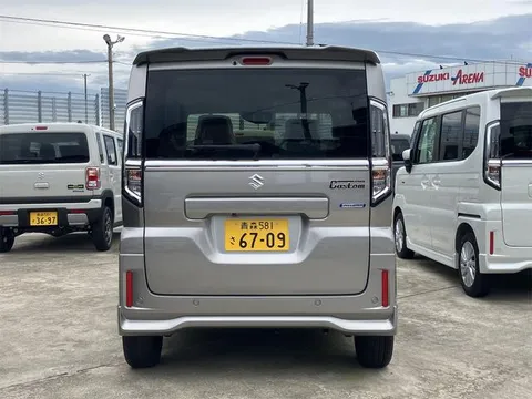 Suzuki Spacia Custom