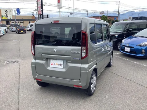 Suzuki Spacia