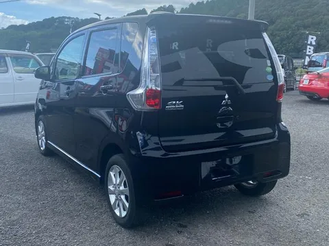 Mitsubishi eK Custom