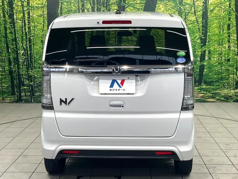 Honda N-BOX Slash