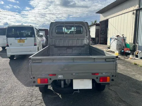 Nissan Clipper Truck