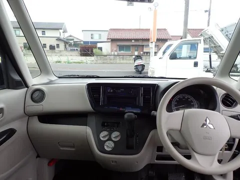 Mitsubishi eK Space