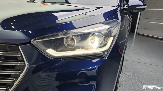 Hyundai Grand Santa Fe (Maxcruz)
