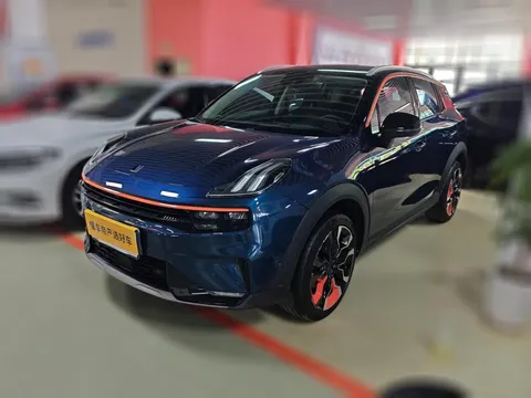 Lynk & Co Lynk & Co 06