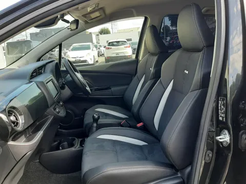 Toyota Yaris (Vitz)