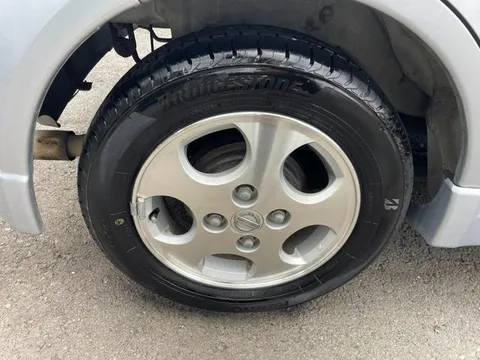 Nissan Otti