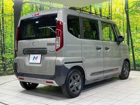 Suzuki Spacia Gear
