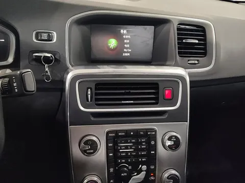 Volvo S60