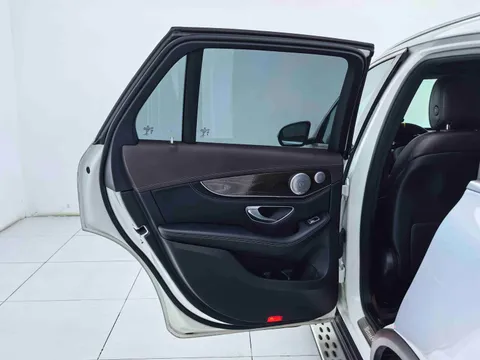 Mercedes-Benz Mercedes-Benz GLC