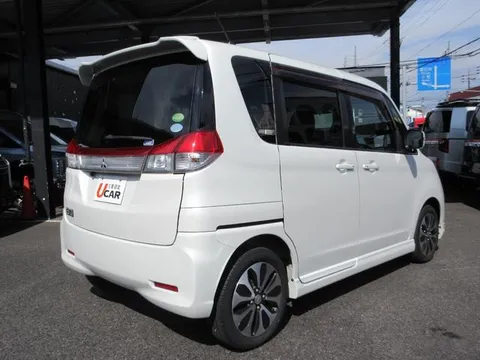 Mitsubishi Delica D:2