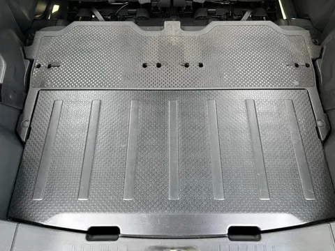 Toyota Pixis Mega