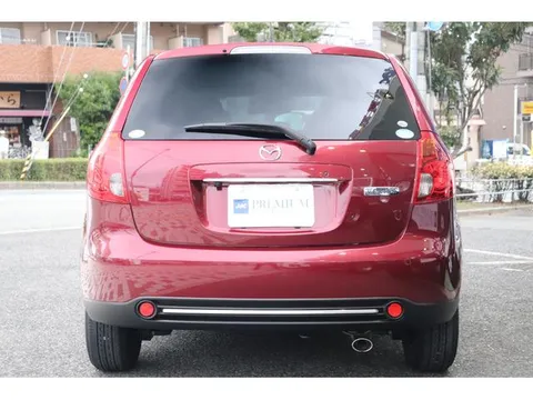 Mazda Verisa