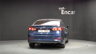 Hyundai Elantra (Avante)