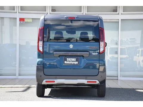 Suzuki Spacia Gear