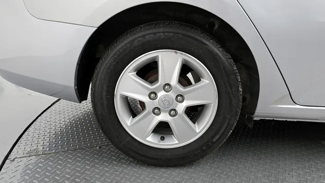 Kia Cerato (Forte)
