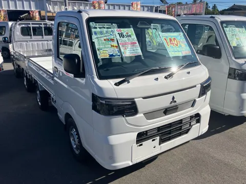 Mitsubishi Minicab Truck
