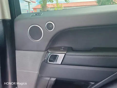 Land Rover