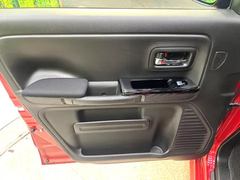 Suzuki Spacia Custom