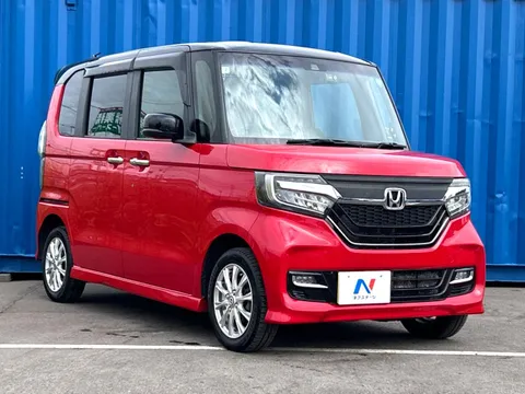 Honda N-BOX Custom