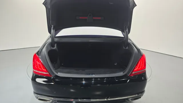 Genesis G90 (EQ900)