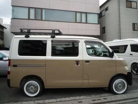 Toyota TownAce Van