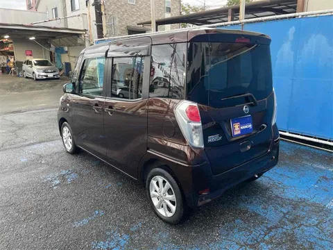 Nissan Dayz Roox
