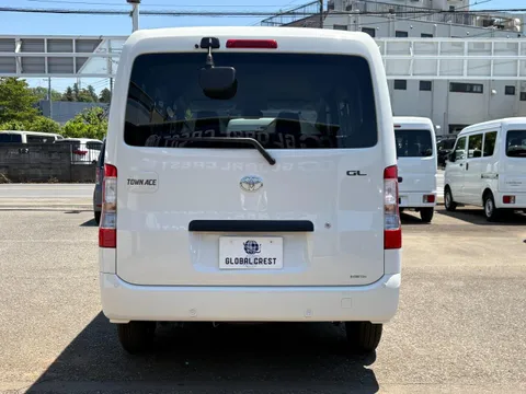 Toyota TownAce Van