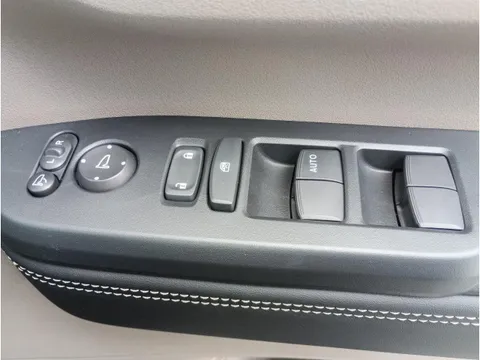 Honda N-BOX Joy