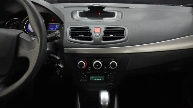 Renault SM3
