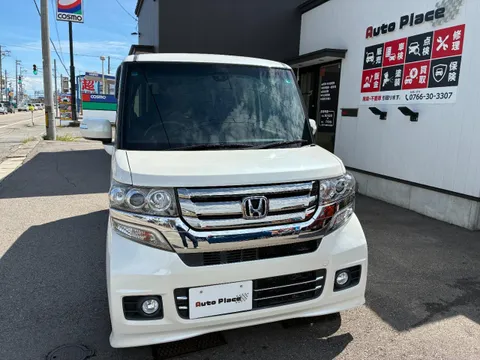 Honda N-BOX Custom