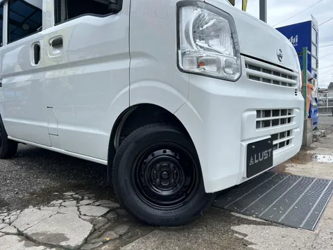 Nissan Clipper