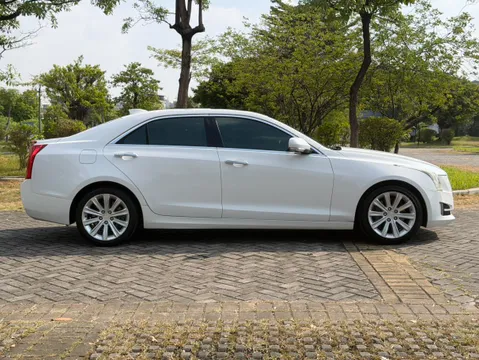 Cadillac ATS-L