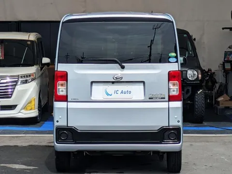 Daihatsu Hijet Caddie