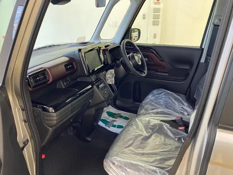 Suzuki Spacia Custom