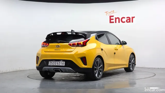 Hyundai Veloster